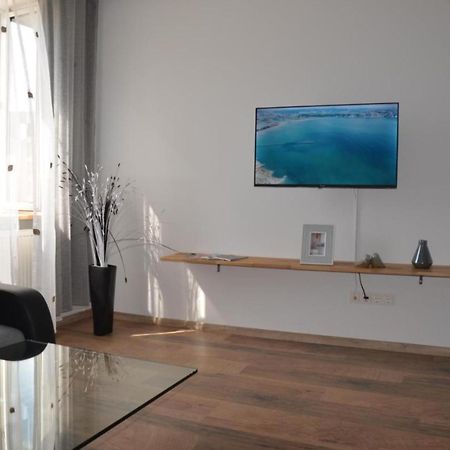 Appartamento Vega - Free Parking - Self Checkin Graz Esterno foto