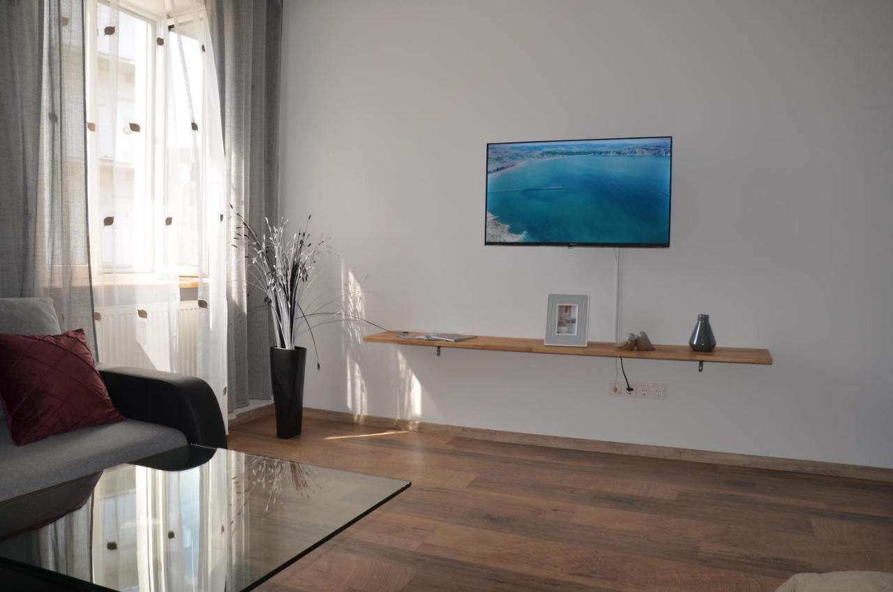 Appartamento Vega - Free Parking - Self Checkin Graz Esterno foto