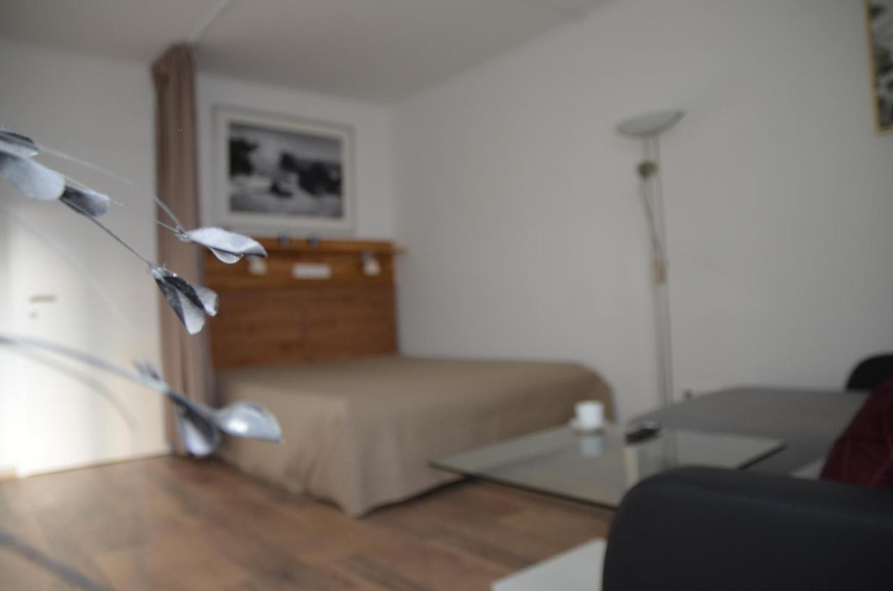 Appartamento Vega - Free Parking - Self Checkin Graz Esterno foto